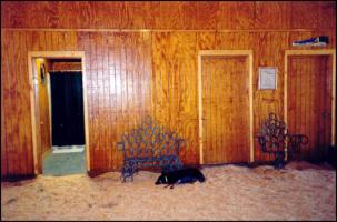 Peavine Creek Stables' Hallway (13,699 bytes)